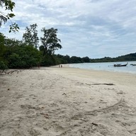 หินทะลุ อ่าวเขาควาย