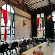 เชฟสมพงษ์