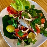 ส้มตำเจ๊แต๋น เจ๊แต๋น