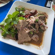 ส้มตำป้าหมอน (ศาลเจ้า)