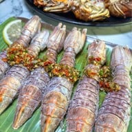 ณ คลองวาฬ