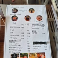 Botanist activity space & cafe