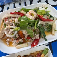 ส้มตำป้าหมอน (ศาลเจ้า)