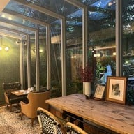 Dusit Gourmet - ดุสิต กูร์เมต์ Baan Dusit Thani - บ้านดุสิตธานี