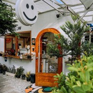 Let it slow Coffee & Roaster ศรีราชา วัดวังหิน