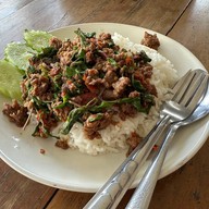 เมนูของร้าน ครัวใบเงิน