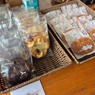 Botanist activity space & cafe