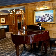 บรรยากาศ The STAG at Dunkeld House Hotel