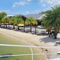 100ไร่ คาเฟ่ & ร้านอาหาร