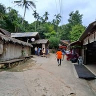 บ้านมอญห้วยน้ำใส
