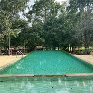 เมาน์เท่นครีกกอล์ฟรีสอร์ทแอนด์เรสซิเด้นซ์