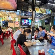 สมยศ ข้าวต้มรอบดึก (Som Yot Khaotom Rop Duek)โชคชัย 4 ซอย 72  โชคชัย 9