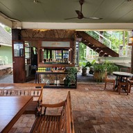 บรรยากาศ ทองบวก