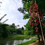 ตลาดเช้าริมธาร โอ๊ะป่อย