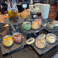 Four Points by Sheraton Bangkok Ploenchit เพลินจิต