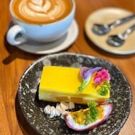 เมนูของร้าน rongmai mahachai