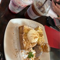 BEYOND CAFE (บียอนด์ คาเฟ่ กาแฟ เค้ก) สาขาสนามกีฬาเวสสุวรรณ
