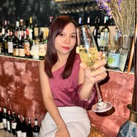 OUUR wine bar & restaurant