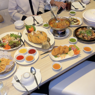 เมนูของร้าน Waterside Karaoke Restaurant