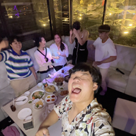 บรรยากาศ Waterside Karaoke Restaurant