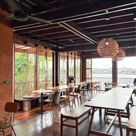 เมนูของร้าน rongmai mahachai