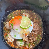 เมนูของร้าน เตี๋ยวต้มยำมะนาวสด ไข่ออนเซ็น
