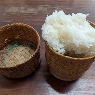 ร้านนัดพบ