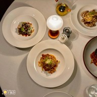 Medici Kitchen & Bar โฮเทล มิวส์ กรุงเทพ