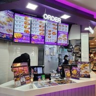 Taco Bell The Street Ratchada