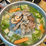 ล้นหม้อ  (เอาถ่าน บรรทัดทอง)