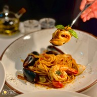 Medici Kitchen & Bar โฮเทล มิวส์ กรุงเทพ