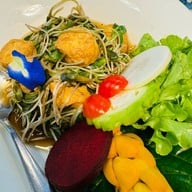 มีนา