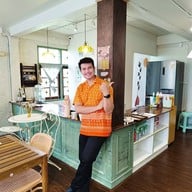 บรรยากาศ กินข้าวงาย ณ อุดร