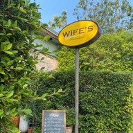 Wife's Restaurant
