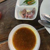 เมนูของร้าน ก๋วยเตี๋ยวเรือนายแกละ บางศรีเมือง