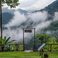 บรรยากาศ น้ำตกเต่าดํา