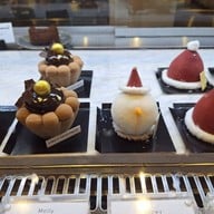 Saruda Finest Pastry ถนนเส้นนิมมาน