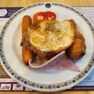 ถูกและดี Foodland IT Square
