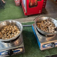 ก๋วยเตี๋ยวไก่บุฟเฟ่ต์