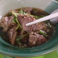 เมนูของร้าน เกาเหลาเนื้อวัวไร้เทียมทานราชวัตร
