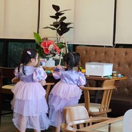 บรรยากาศ ริงเดอะเบลล์คาเฟ่ Onnut 84