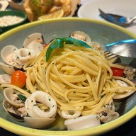 La Dotta Pasta Bar & Store ( Silom ) - ลา ด็อตต้า พาสต้าบาร์แอนด์สโตร์ ( สาขาสีลม )  สีลม