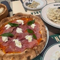BIANCA Italian Restaurant เอ็มสเฟียร์
