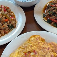 i Brick Cafe & Italian food  ท่าพระ