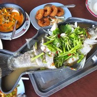 เมนูของร้าน รวยเรือนแพ