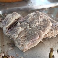 บรรยากาศ ก๋วยเตี๋ยวเนื้อเจ๊ผอม ตลาดปีระกา