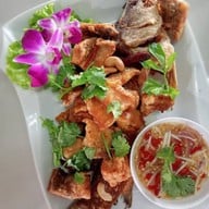 ครัวอารายา Araya Cafe and Restaurant