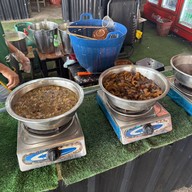 ก๋วยเตี๋ยวไก่บุฟเฟ่ต์