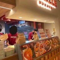 Smizzle Burger เซ็นทรัลเอ็มบาสซี่