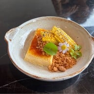 Tree O’Clock Gallery & Restaurant สำนักงานใหญ่